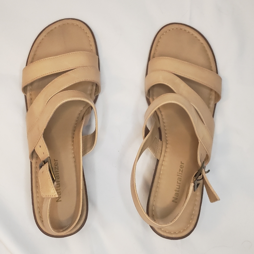 Naturalizer, women's size 9 1/2M, heeled sandels  women's leather upper